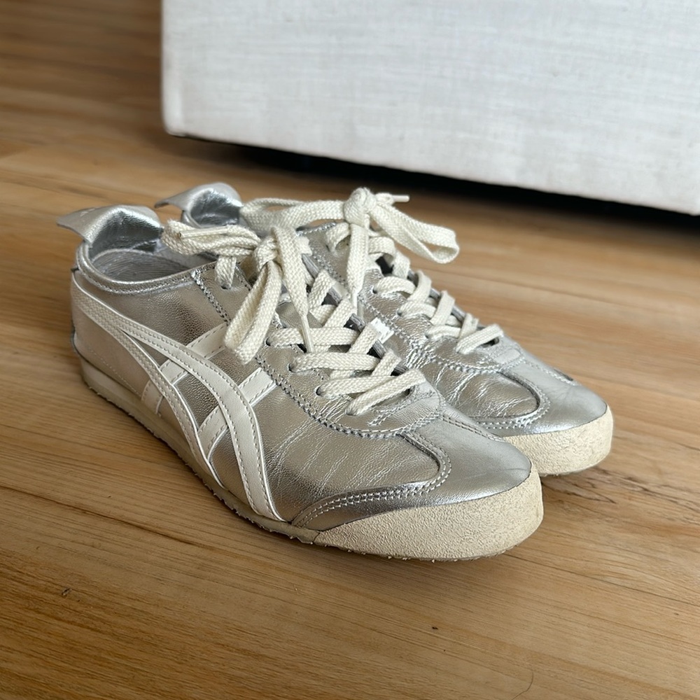 Ontisuka Tiger Mexico 66 Silver